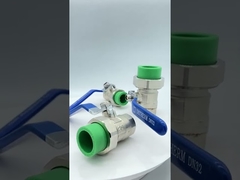 Valvola a sfera a doppia unione in ottone femmina a grandezza naturale Flusso veloce